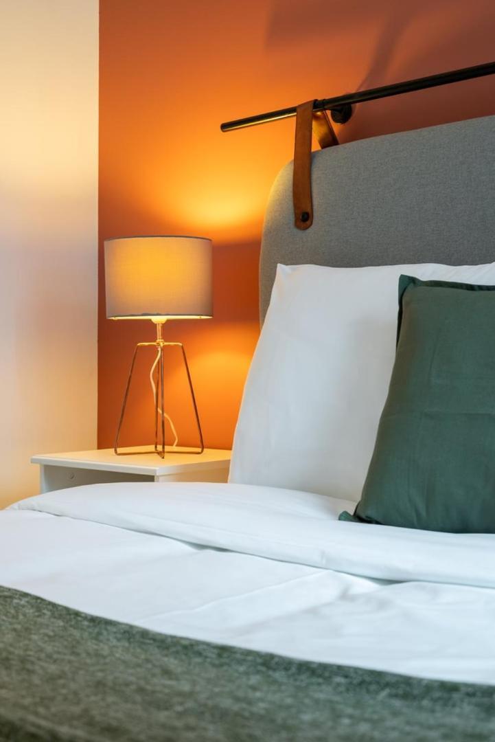 Spacious Apartment W Private Parking In Old ลีลล์ ภายนอก รูปภาพ